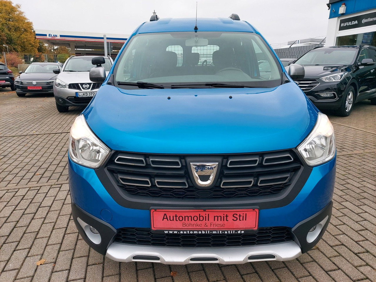 Dacia Dokker Stepway Celebration NAVI PDC AHK - Carrinha: foto 3 Dacia Dokker Stepway Celebration NAVI PDC AHK - Carrinha: foto 3