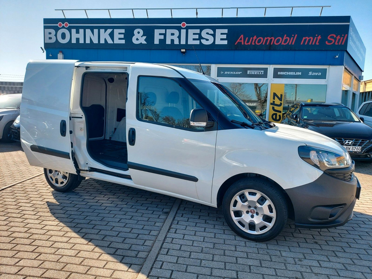 Fiat Doblo Doblò SX Kasten KLIMA DAB KAMERA NAVI - Furgão de passageiros: foto 1 Fiat Doblo Doblò SX Kasten KLIMA DAB KAMERA NAVI - Furgão de passageiros: foto 1