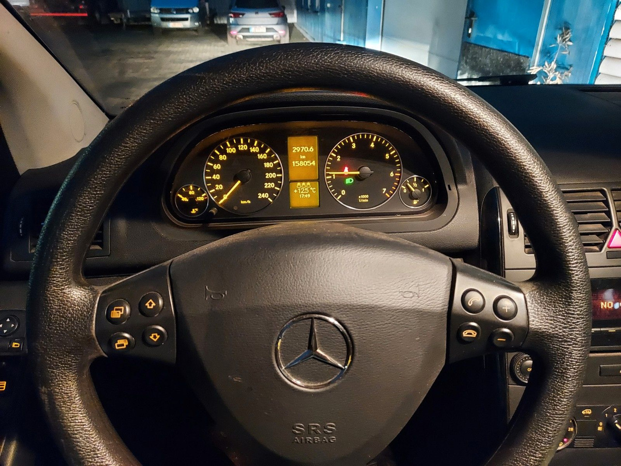 Mercedes-Benz A 150 5 Türen Klimaautomatik Sitzheizung - Automóvel: foto 2 Mercedes-Benz A 150 5 Türen Klimaautomatik Sitzheizung - Automóvel: foto 2