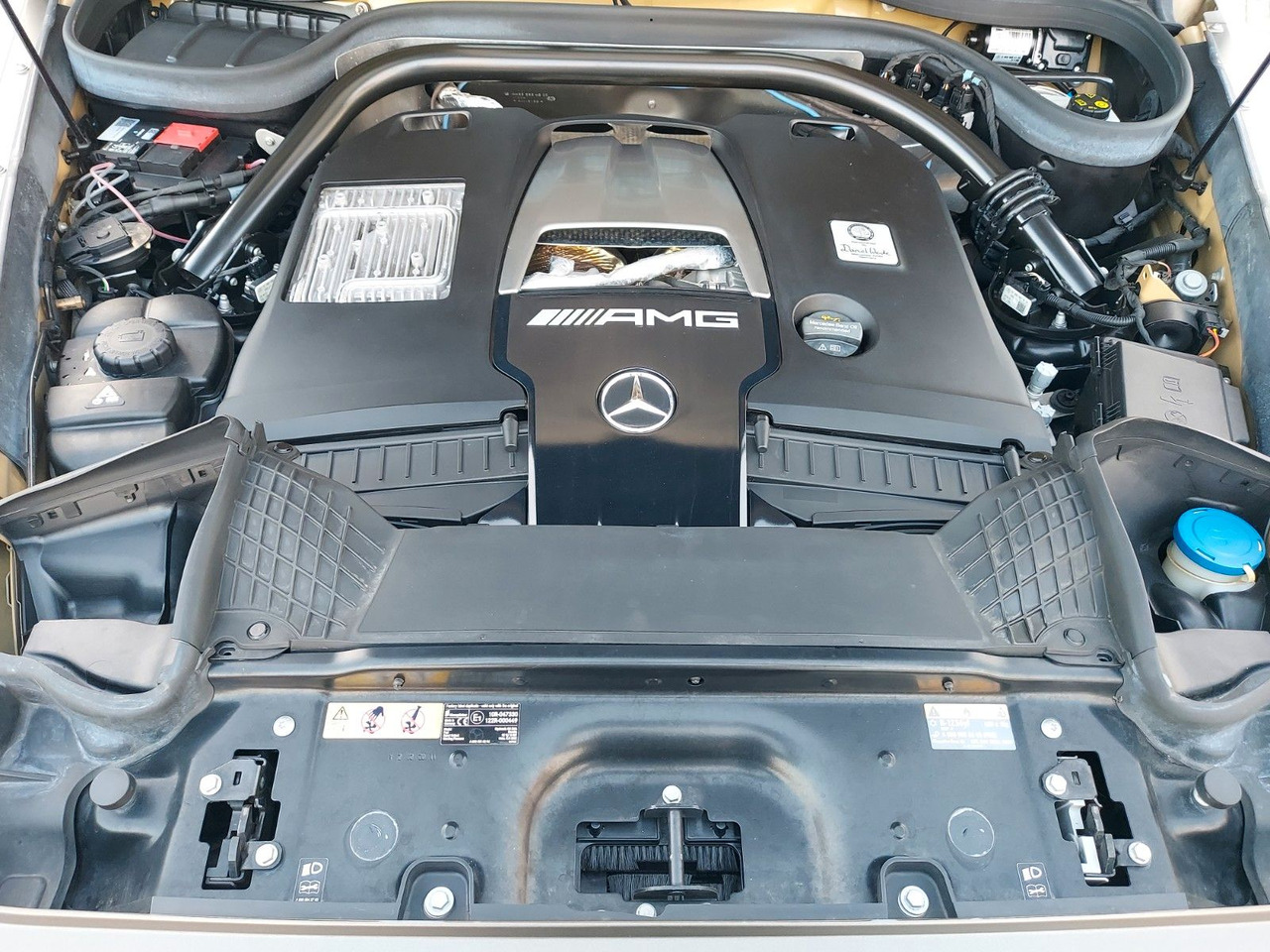 SUV Mercedes-Benz G 63 AMG G Station Massage Distronic 360° Nappa: foto 35