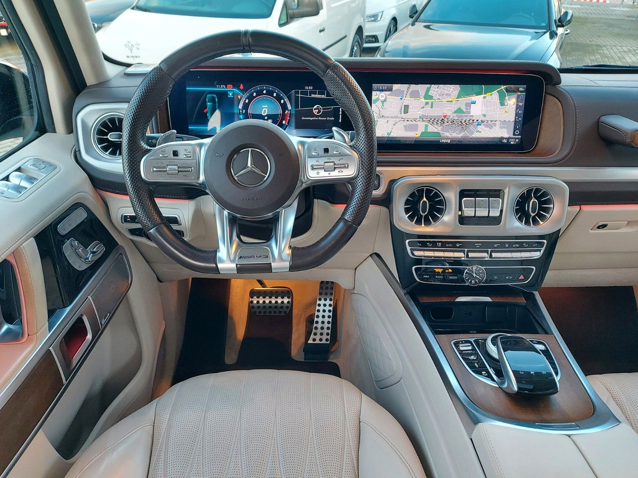 SUV Mercedes-Benz G 63 AMG G Station Massage Distronic 360° Nappa: foto 11
