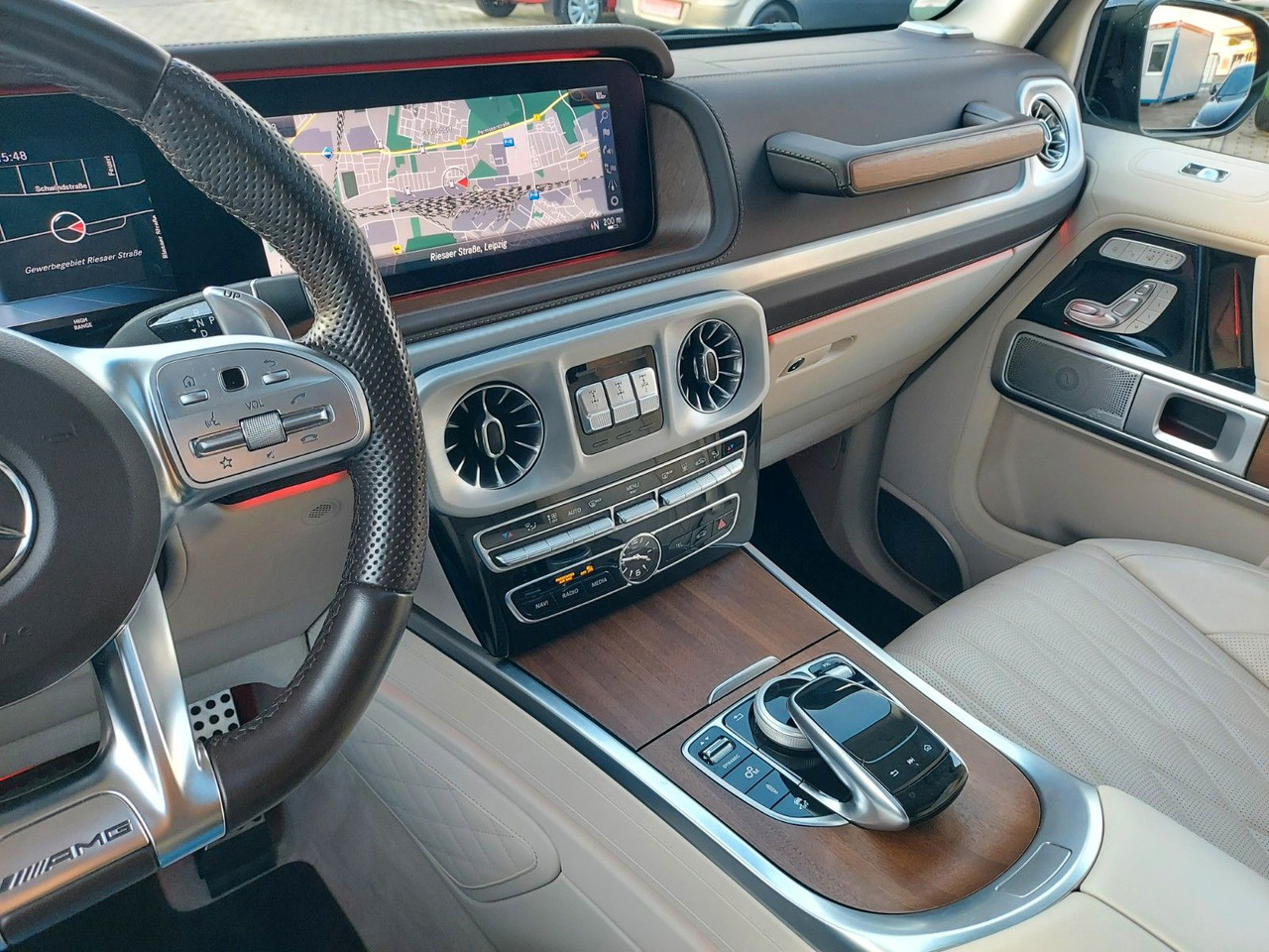 SUV Mercedes-Benz G 63 AMG G Station Massage Distronic 360° Nappa: foto 15
