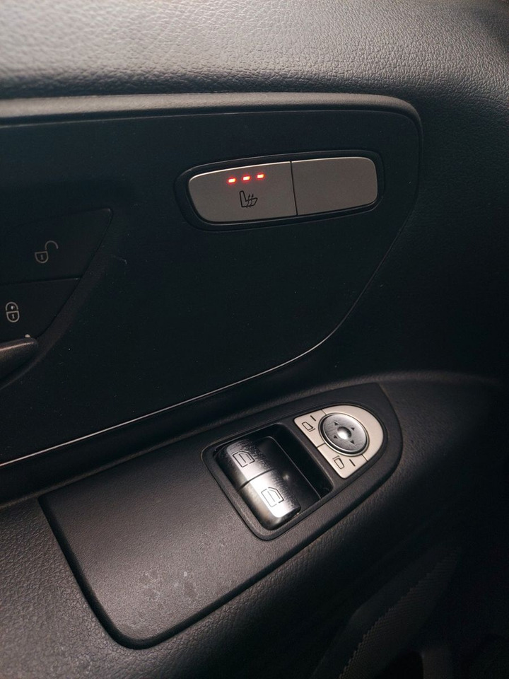 Mercedes-Benz Vito Mixto 119 CDI Lang Autom. Standheiz. Klima - Furgão de passageiros: foto 4 Mercedes-Benz Vito Mixto 119 CDI Lang Autom. Standheiz. Klima - Furgão de passageiros: foto 4