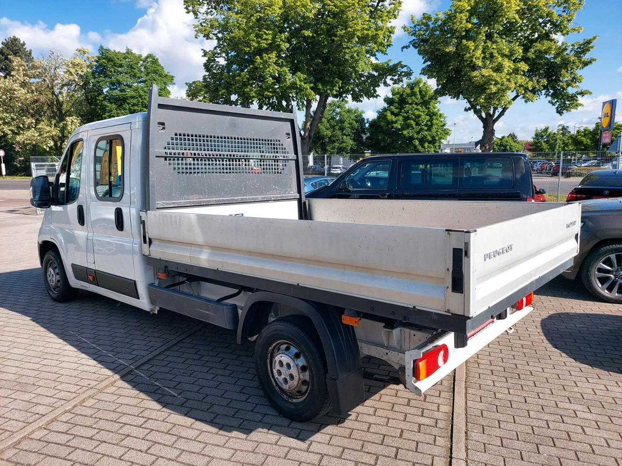 Peugeot Boxer Pritsche Doka. 335 L3 BlueHDi 130 Klima - Carrinha de caixa aberta, Carrinha cabine dupla: foto 4 Peugeot Boxer Pritsche Doka. 335 L3 BlueHDi 130 Klima - Carrinha de caixa aberta, Carrinha cabine dupla: foto 4