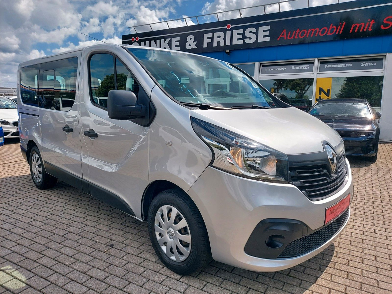 Renault Trafic Combi L1H1 2,7t Expression Klima - Furgão de passageiros: foto 2 Renault Trafic Combi L1H1 2,7t Expression Klima - Furgão de passageiros: foto 2