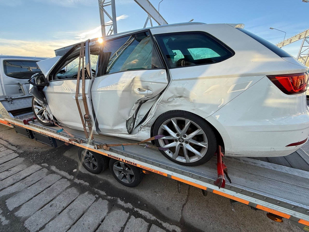 Carrinha Seat Leon ST FR LED LEDER NAVI PDC KAMERA: foto 8