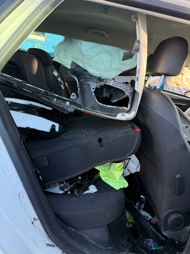 Carrinha Seat Leon ST FR LED LEDER NAVI PDC KAMERA: foto 17