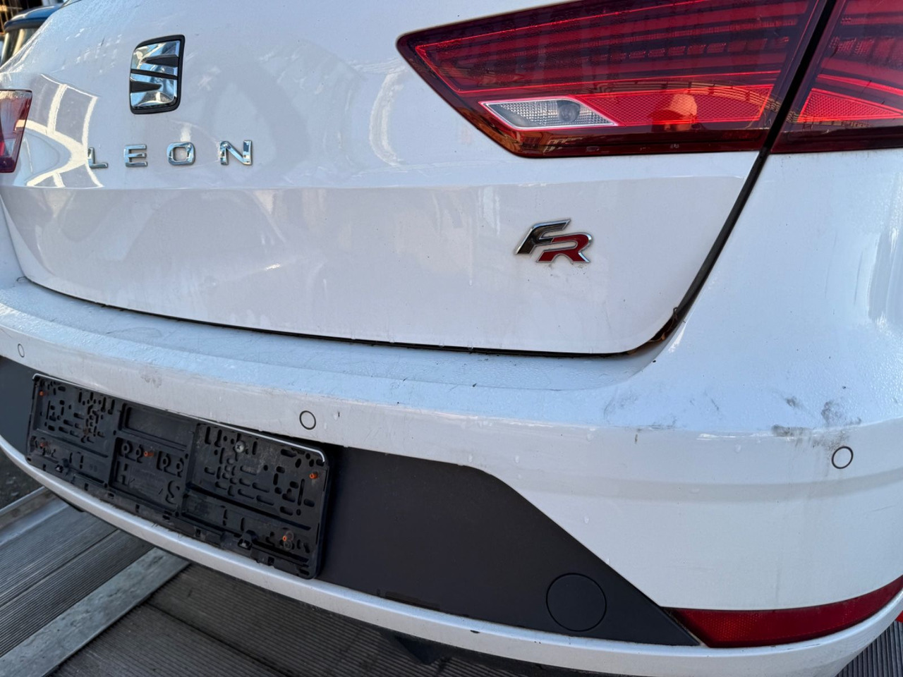 Carrinha Seat Leon ST FR LED LEDER NAVI PDC KAMERA: foto 6