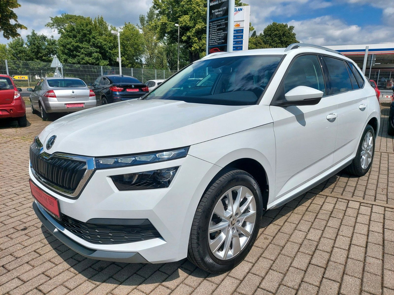 Skoda Kamiq Style LED Radar Navi DAB Sound - SUV: foto 3 Skoda Kamiq Style LED Radar Navi DAB Sound - SUV: foto 3