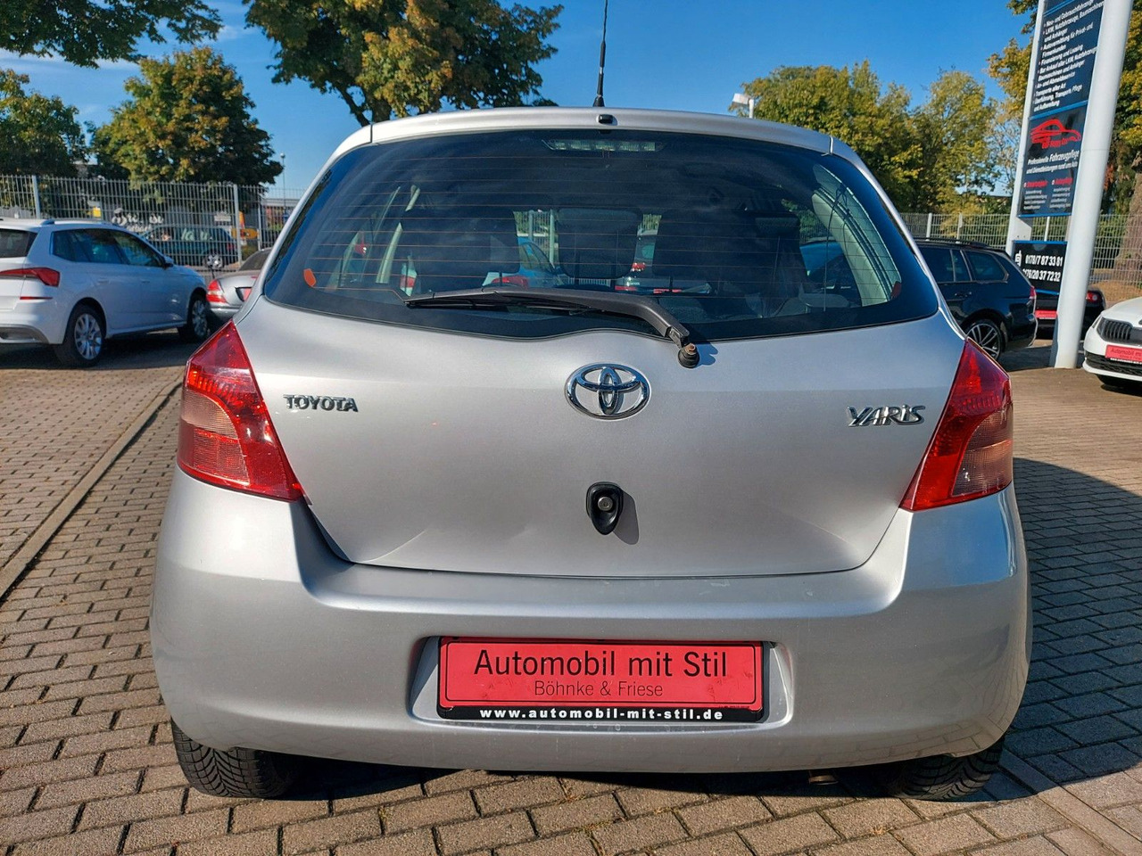 Toyota Yaris Sol Klima - Automóvel: foto 4 Toyota Yaris Sol Klima - Automóvel: foto 4