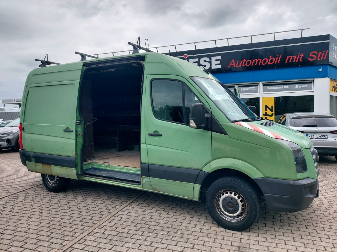 Volkswagen Crafter Kasten 35 L2H2 Hoch lang Standheiz - Furgão de passageiros: foto 1 Volkswagen Crafter Kasten 35 L2H2 Hoch lang Standheiz - Furgão de passageiros: foto 1