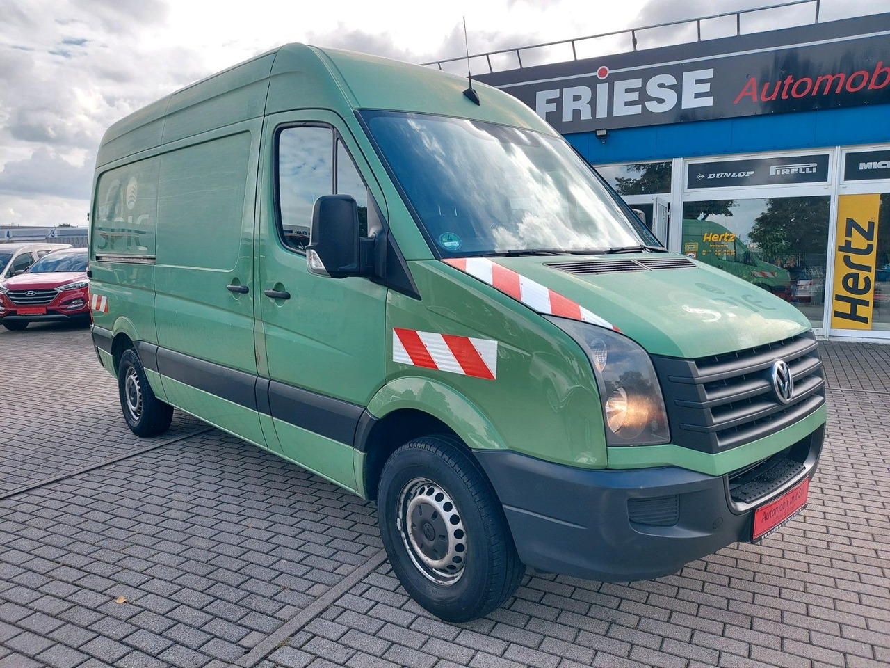 Volkswagen Crafter Kasten 35 mittel L2H2 Hochdach Klima AHK - Furgão: foto 2 Volkswagen Crafter Kasten 35 mittel L2H2 Hochdach Klima AHK - Furgão: foto 2