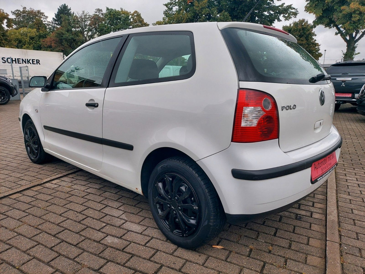 Volkswagen Polo IV Basis Klima ohnee TÜV - Automóvel: foto 4 Volkswagen Polo IV Basis Klima ohnee TÜV - Automóvel: foto 4