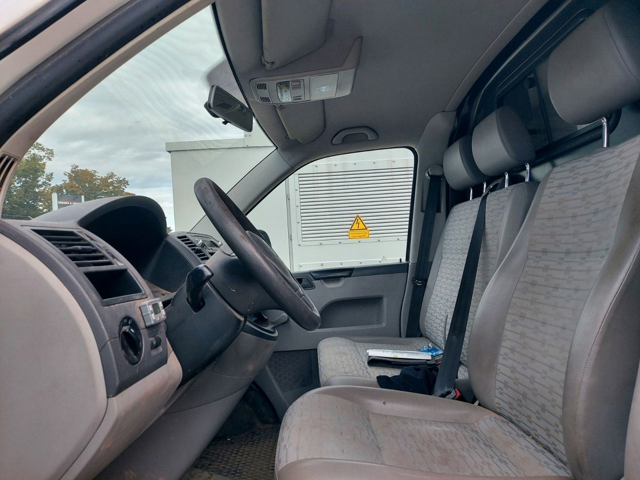 Volkswagen T5 Transporter Kasten Kombi lang Klima AHK - Furgão de passageiros: foto 3 Volkswagen T5 Transporter Kasten Kombi lang Klima AHK - Furgão de passageiros: foto 3