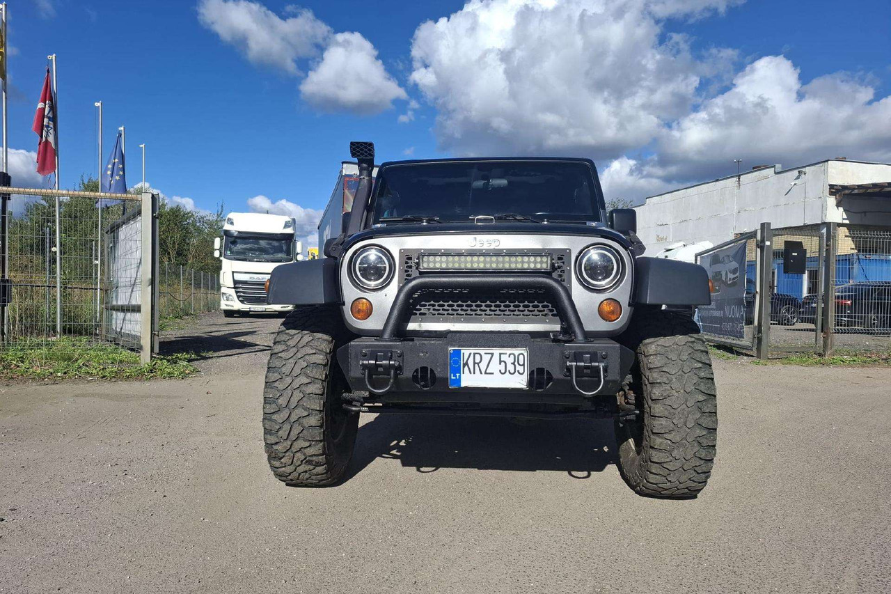 Jeep Wrangler - SUV: foto 4 Jeep Wrangler - SUV: foto 4