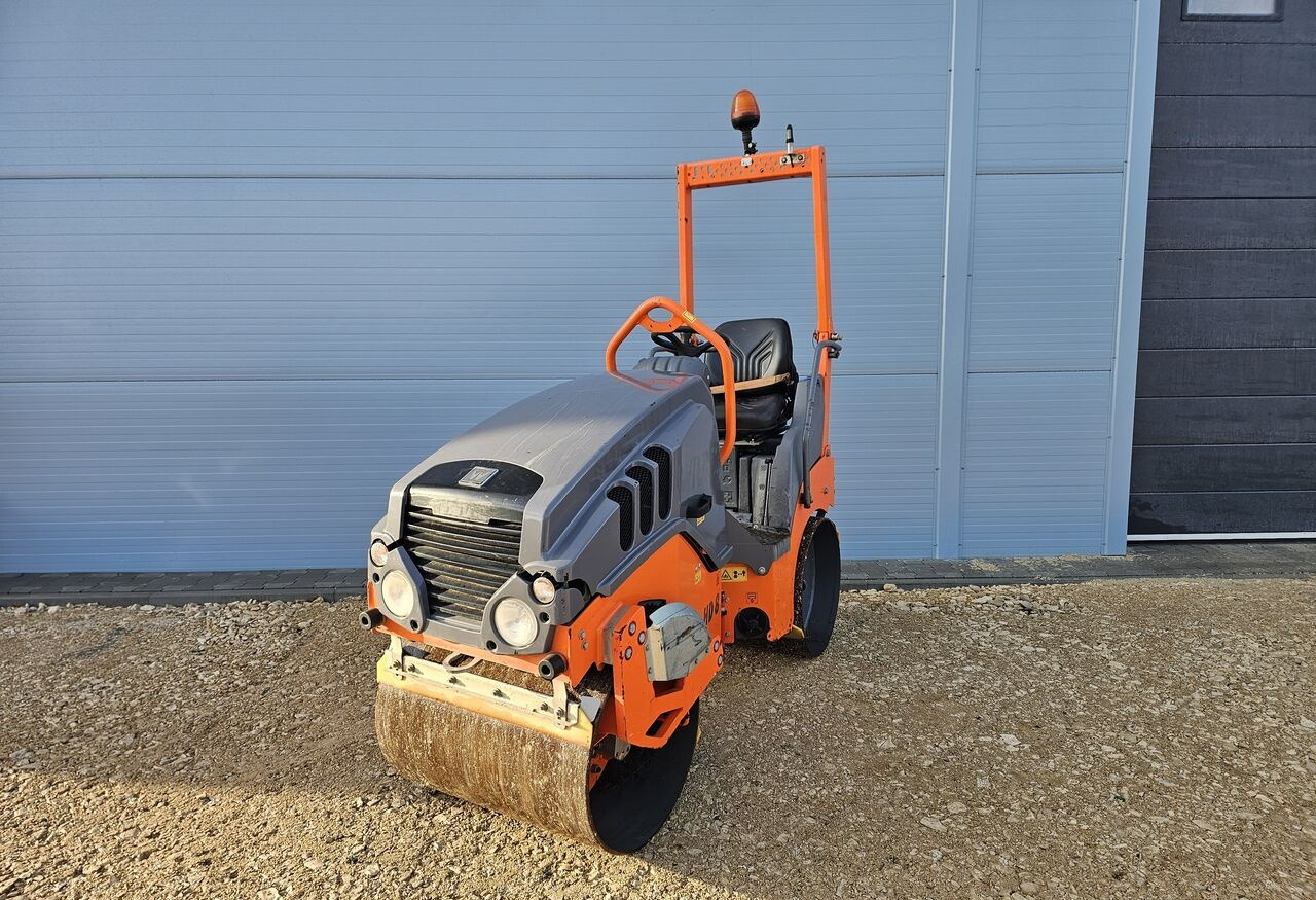 Hamm HD8 VV / 2021 / 1590KG / 307MH / TOP - Compactador pequeno de asfalto: foto 1 Hamm HD8 VV / 2021 / 1590KG / 307MH / TOP - Compactador pequeno de asfalto: foto 1
