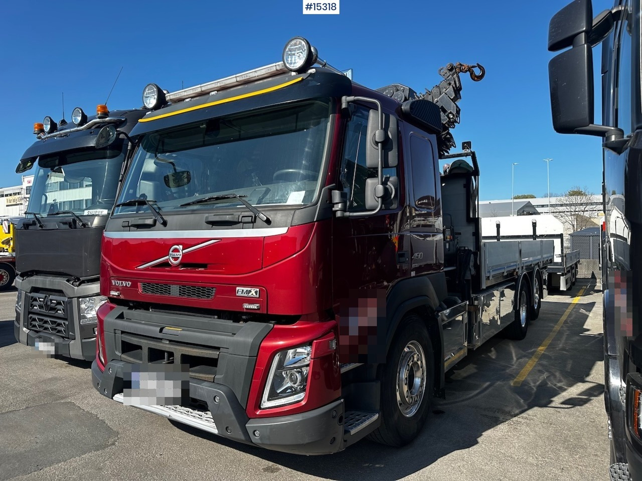 Volvo FMX 450 - Camião de caixa aberta/ Plataforma, Camião grua: foto 1 Volvo FMX 450 - Camião de caixa aberta/ Plataforma, Camião grua: foto 1