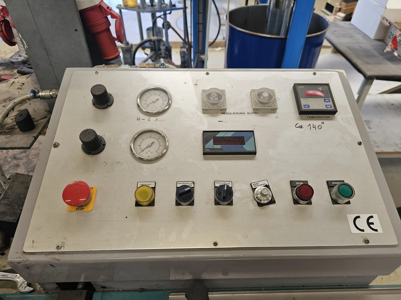 1 Stk. Butyl Extruder - Máquina: foto 2 1 Stk. Butyl Extruder - Máquina: foto 2