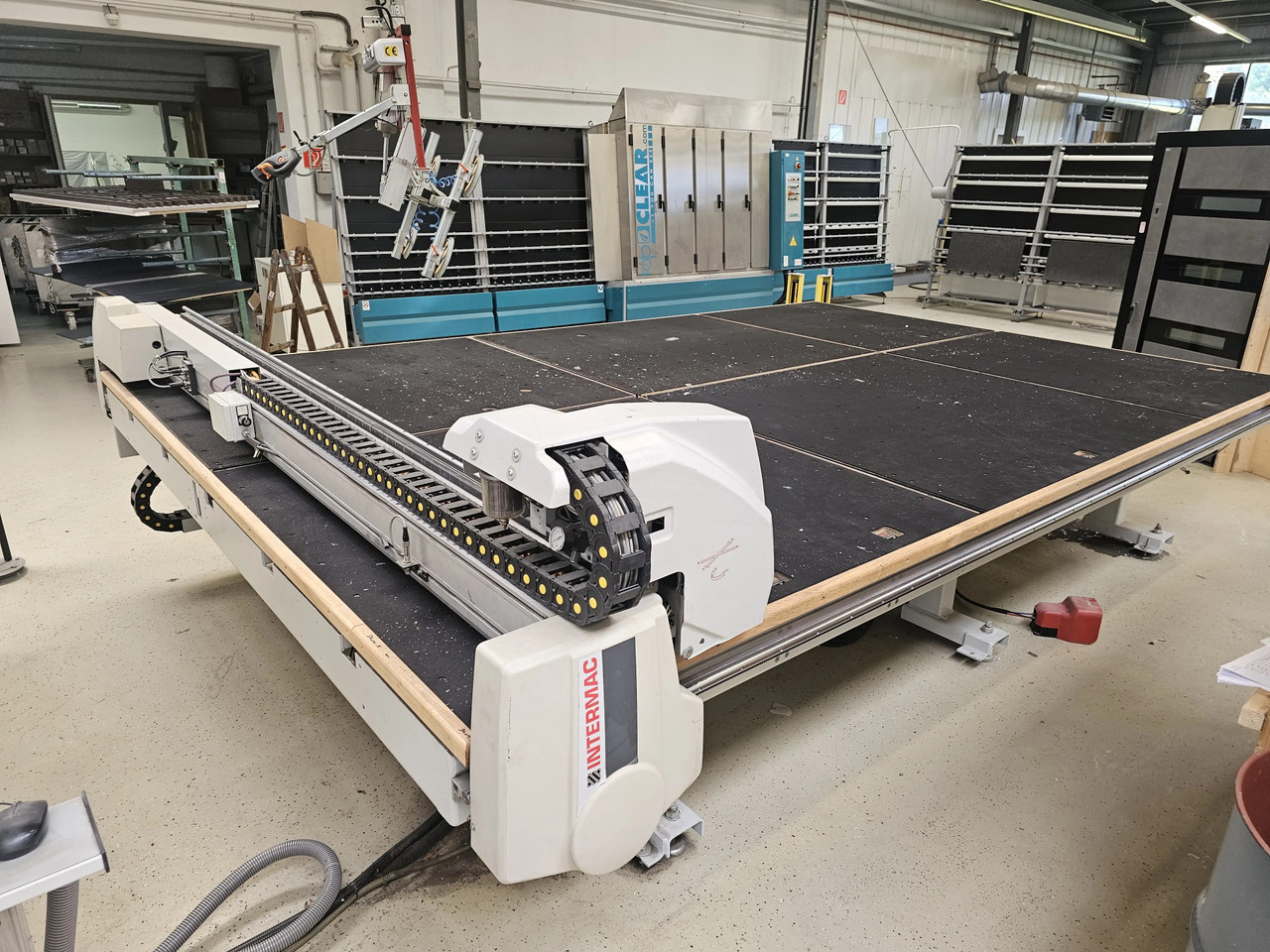 1 Stk. CNC Glasplatten Schneideanlage (Intermac) - Máquina: foto 1 1 Stk. CNC Glasplatten Schneideanlage (Intermac) - Máquina: foto 1