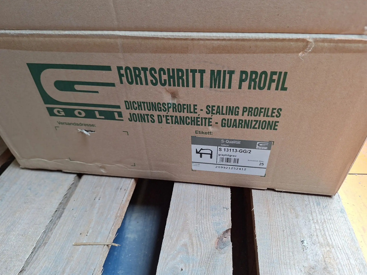 1 Stk. Dichtungsprofil (Goll) - Equipamento para oficina: foto 2 1 Stk. Dichtungsprofil (Goll) - Equipamento para oficina: foto 2