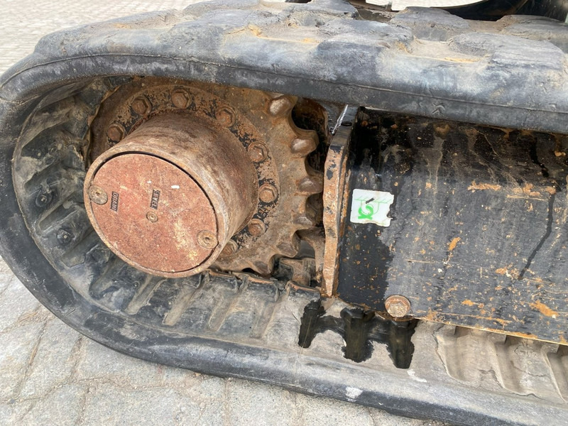 Mini escavadeira Caterpillar 305 E II AIRCO!: foto 17