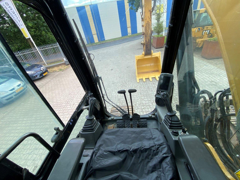 Caterpillar 324 D NVT - Escavadora de rastos: foto 4 Caterpillar 324 D NVT - Escavadora de rastos: foto 4