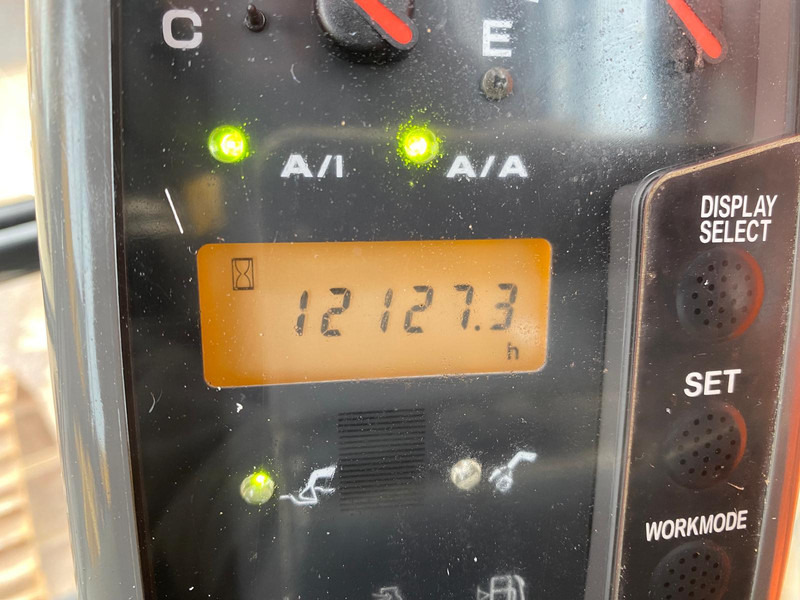 Escavadora de rastos Hitachi ZX 225 USRLC NVT: foto 16