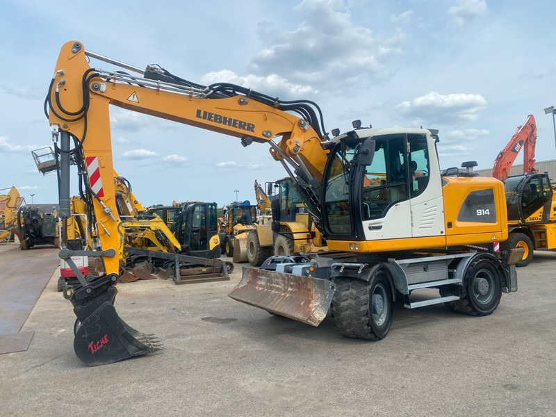 Liebherr A914 NVT - Escavadeira de rodas: foto 2 Liebherr A914 NVT - Escavadeira de rodas: foto 2