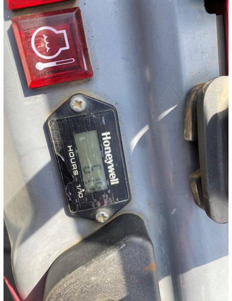 Takeuchi TB210R NVT - Mini escavadeira: foto 4 Takeuchi TB210R NVT - Mini escavadeira: foto 4