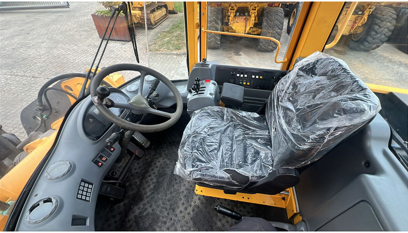 Volvo L70 D NVT - Pá carregadora de rodas: foto 4 Volvo L70 D NVT - Pá carregadora de rodas: foto 4