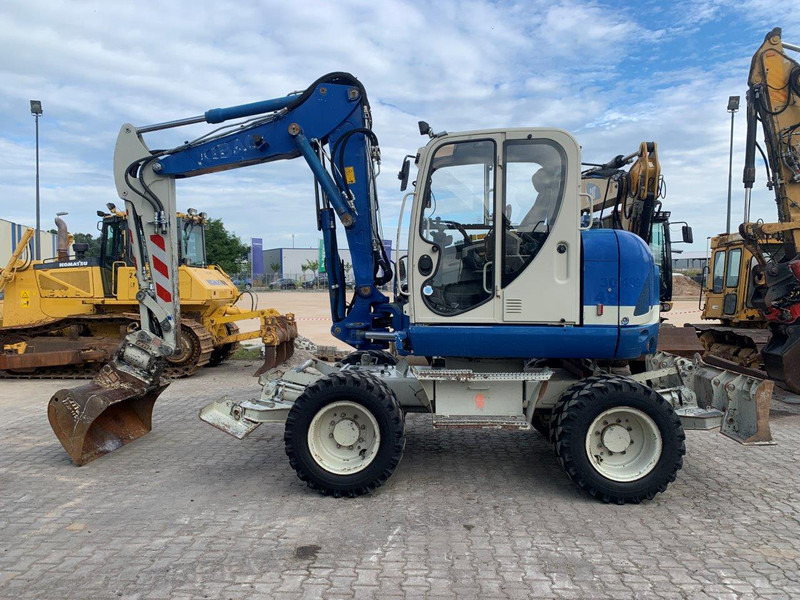 WACKER NEUSON 9503-2 NVT - Escavadeira de rodas: foto 2 WACKER NEUSON 9503-2 NVT - Escavadeira de rodas: foto 2
