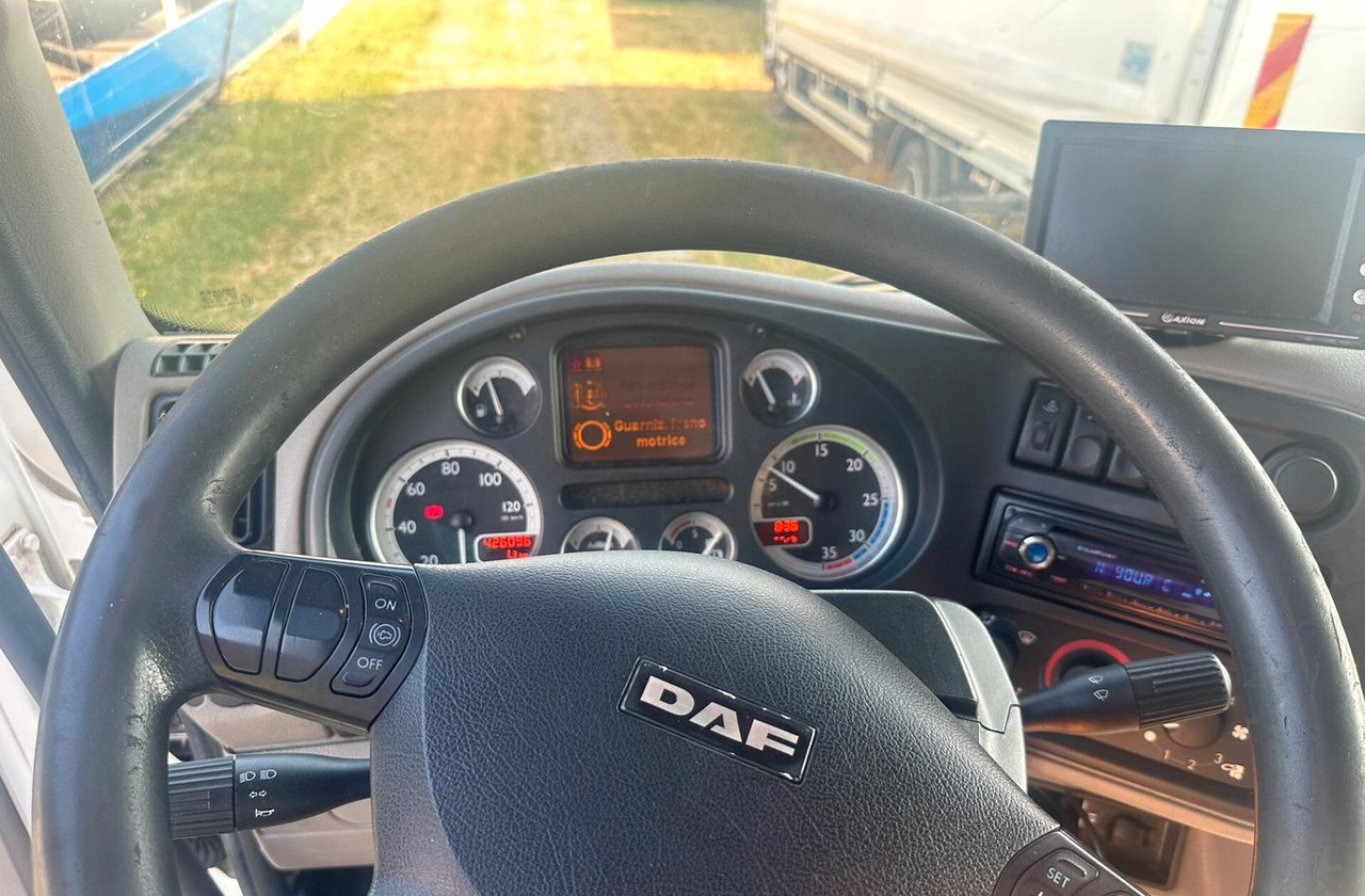 Camião furgão DAF LF 55.220 FURGONE 8 MT.: foto 6
