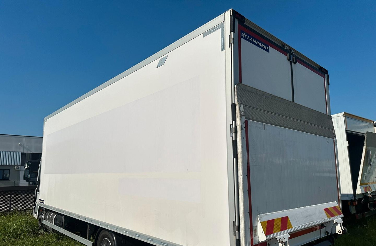 Iveco - Camião frigorífico: foto 4 Iveco - Camião frigorífico: foto 4