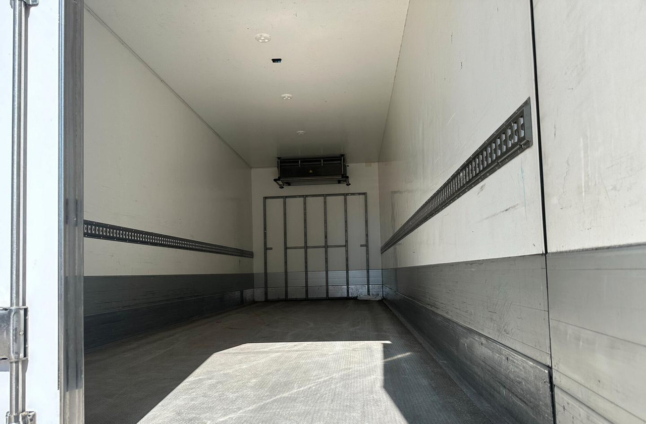 Iveco Stralis 190 frigo sponda euro 6 - Camião frigorífico: foto 5 Iveco Stralis 190 frigo sponda euro 6 - Camião frigorífico: foto 5