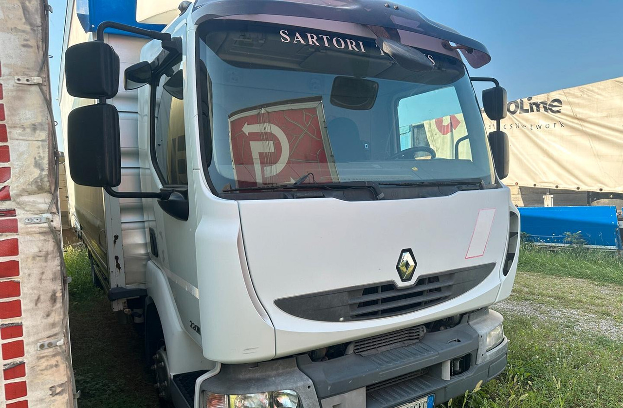 Renault MIDLUM 215.10 - Camião de lona: foto 2 Renault MIDLUM 215.10 - Camião de lona: foto 2