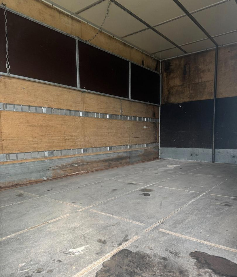 Iveco 75e190 - Camião furgão: foto 4 Iveco 75e190 - Camião furgão: foto 4