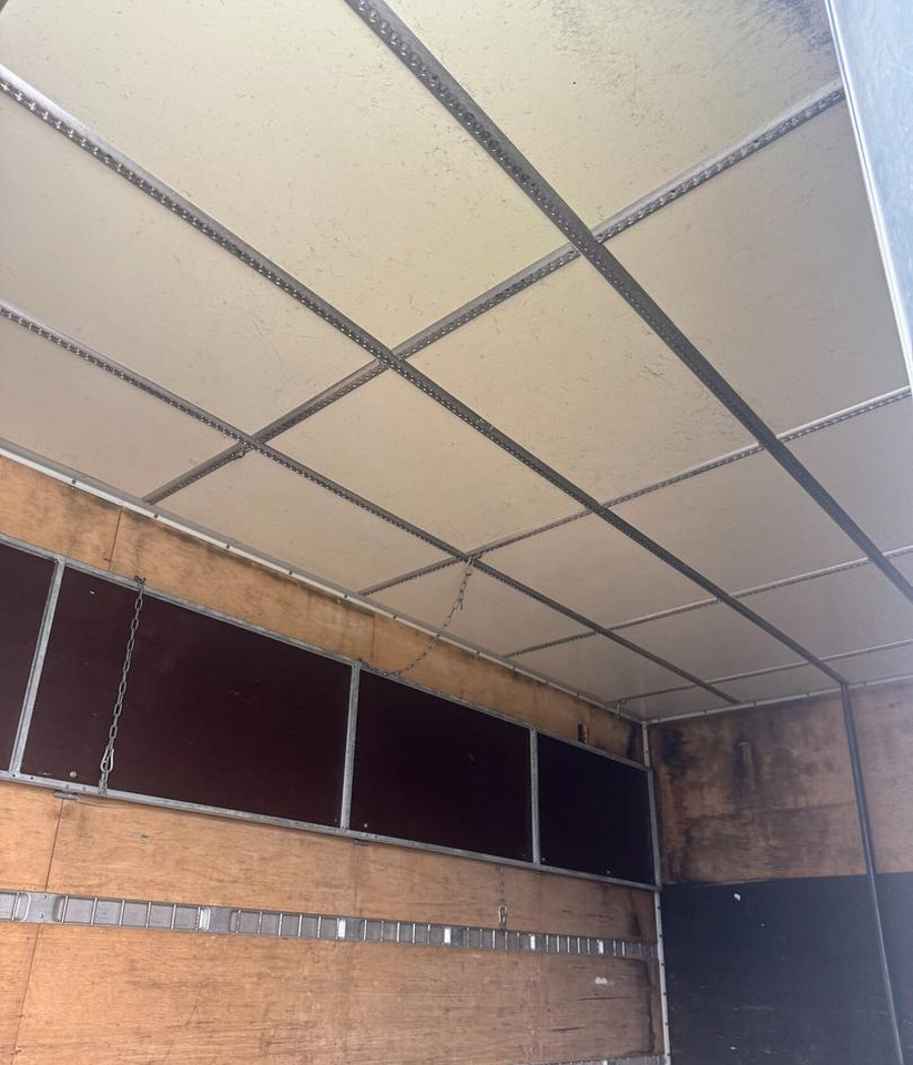 Iveco 75e190 - Camião furgão: foto 5 Iveco 75e190 - Camião furgão: foto 5