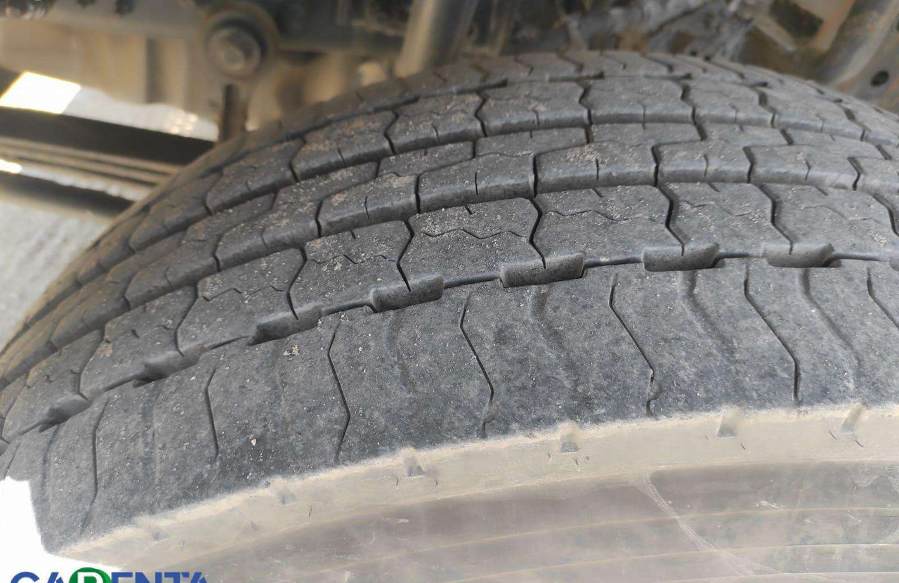 Camião frigorífico Mercedes-Benz AXOR 18L: foto 16