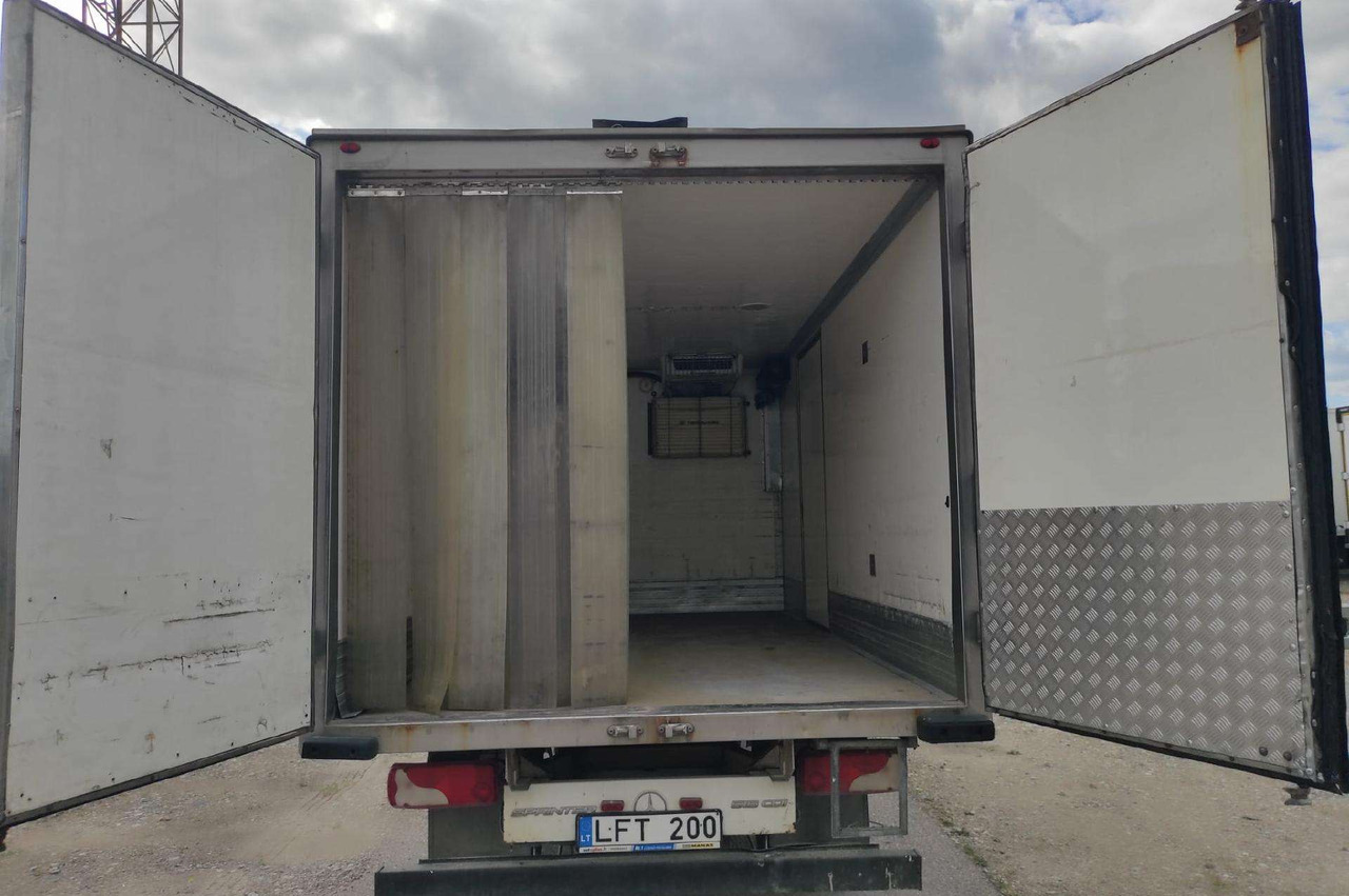 Mercedes-Benz Sprinter - Furgão: foto 5 Mercedes-Benz Sprinter - Furgão: foto 5