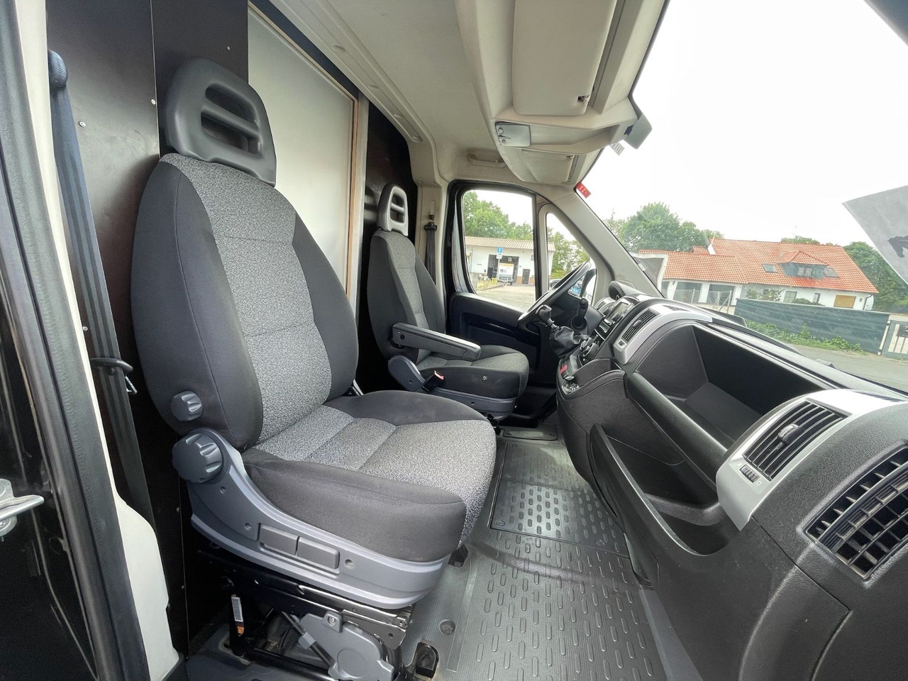 Furgão compacto Fiat Ducato 33 140 L2H2 Kastenwagen/AC/EU6c: foto 15