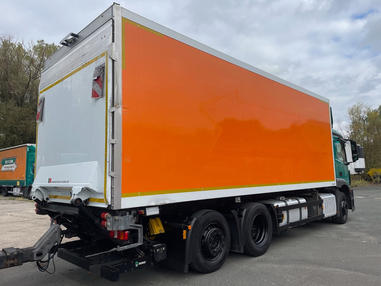 Mercedes-Benz Antos 2543 6x2 Kühlkoffer/CARRIER/NLA/LBW/AC/EU6 - Camião frigorífico: foto 5 Mercedes-Benz Antos 2543 6x2 Kühlkoffer/CARRIER/NLA/LBW/AC/EU6 - Camião frigorífico: foto 5