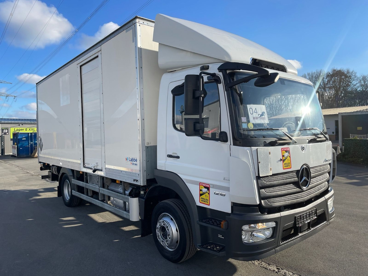 Mercedes-Benz Atego 1218 4x2 Koffer/FULL-ADR/EXIII/LBW/AC/EU6d - Camião furgão: foto 1 Mercedes-Benz Atego 1218 4x2 Koffer/FULL-ADR/EXIII/LBW/AC/EU6d - Camião furgão: foto 1