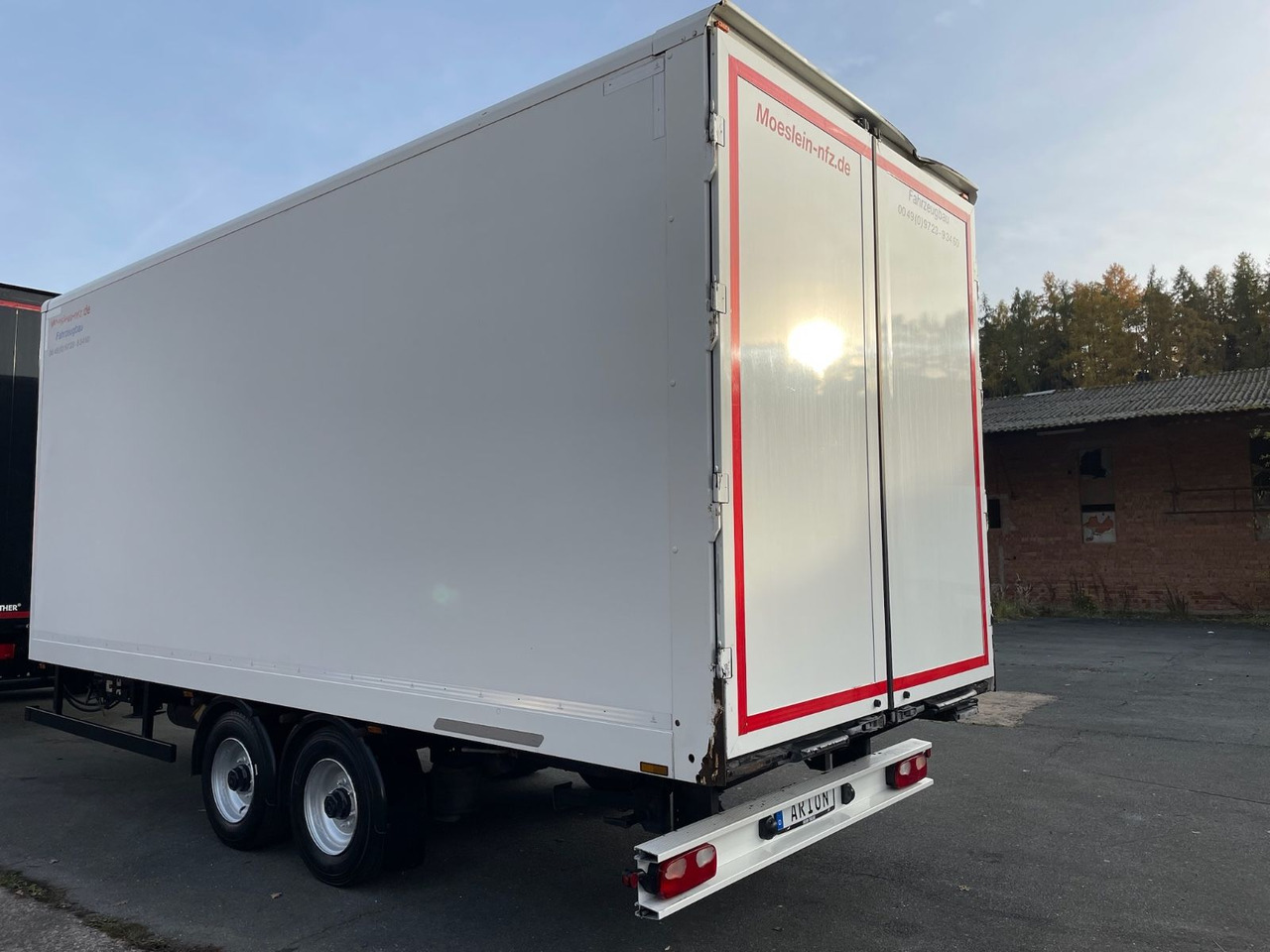 Möslein TKO 105 Tandem-Koffer/TÜV07/2026/Nutzlast-7150kg - Reboque furgão: foto 4 Möslein TKO 105 Tandem-Koffer/TÜV07/2026/Nutzlast-7150kg - Reboque furgão: foto 4