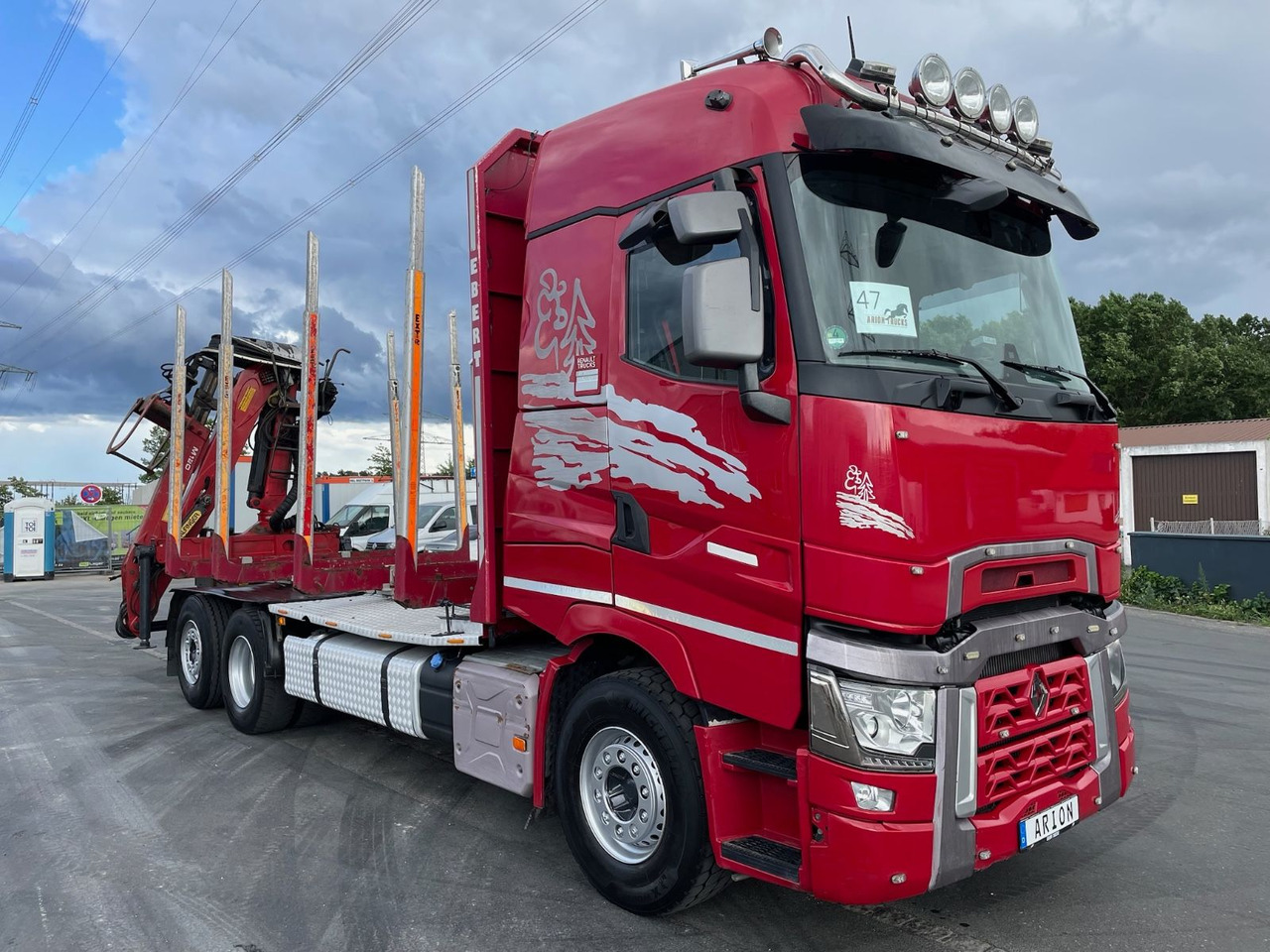 Renault T520 6x2 Kurzholz/PALFINGER/E120Z/VOLVO-ENGINE - Camião de transporte de madeira, Camião grua: foto 1 Renault T520 6x2 Kurzholz/PALFINGER/E120Z/VOLVO-ENGINE - Camião de transporte de madeira, Camião grua: foto 1