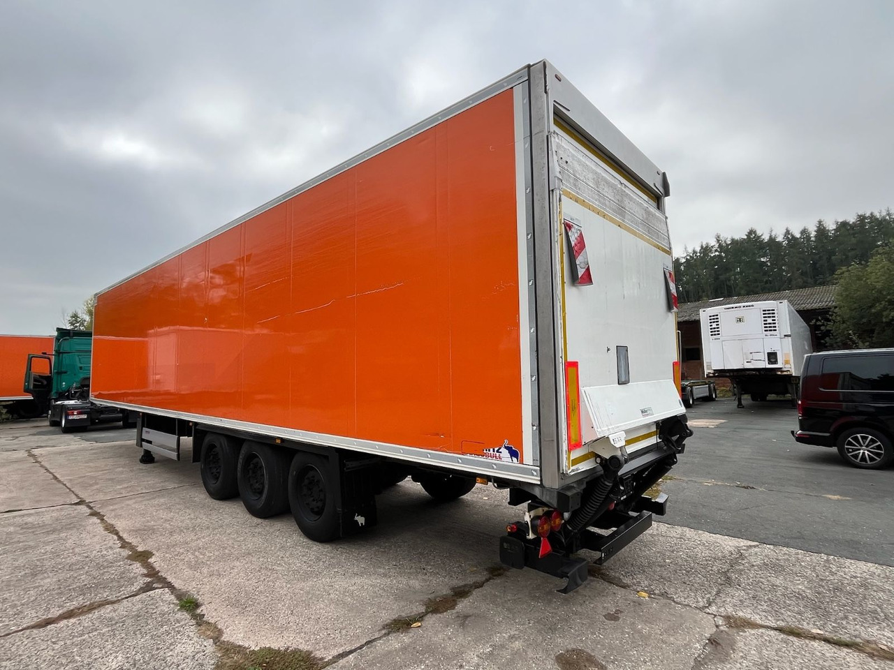 Schmitz Cargobull SCB*S3B/CARRIER/Vector1550/LBW/BÄR/2347h/13,4m - Semi-reboque furgão: foto 4 Schmitz Cargobull SCB*S3B/CARRIER/Vector1550/LBW/BÄR/2347h/13,4m - Semi-reboque furgão: foto 4