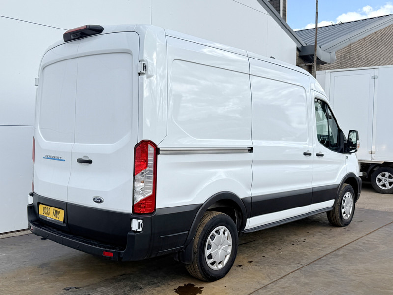 Ford E-Transit 75kWh 184PK 390 Elektrisch 75kWh 334km WLTP BEV Snelladen L2H2 Climate Control Tacho Carplay Camera Stoelverwarming Parkeersensoren voor achter - Furgão, Carrinha elétrica: foto 3 Ford E-Transit 75kWh 184PK 390 Elektrisch 75kWh 334km WLTP BEV Snelladen L2H2 Climate Control Tacho Carplay Camera Stoelverwarming Parkeersensoren voor achter - Furgão, Carrinha elétrica: foto 3