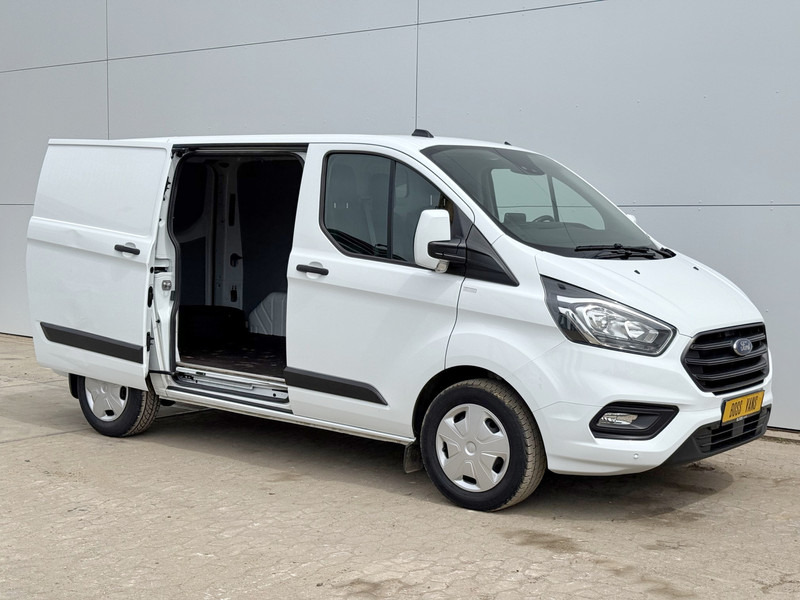 Ford Transit Custom 2.0 TDCI 130pk Automaat L1H1 Scherm Cruise Control Camera Airco LED Parkeersensoren voor achter - Furgão compacto: foto 5 Ford Transit Custom 2.0 TDCI 130pk Automaat L1H1 Scherm Cruise Control Camera Airco LED Parkeersensoren voor achter - Furgão compacto: foto 5