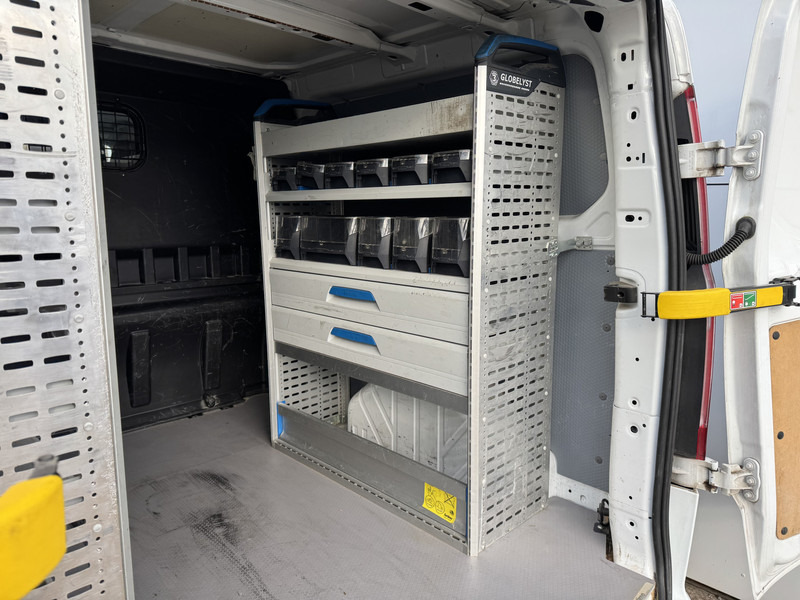 Furgão, Carrinha cabine dupla Ford Transit Custom 320 2.0 TDCI 130PK Automaat L2H1 Dubbele Cabine Adaptieve Cruise Control Airco Trekhaak Stoelverwarming Parkeersensoren Navigatie Camera: foto 18 Furgão, Carrinha cabine dupla Ford Transit Custom 320 2.0 TDCI 130PK Automaat L2H1 Dubbele Cabine Adaptieve Cruise Control Airco Trekhaak Stoelverwarming Parkeersensoren Navigatie Camera: foto 18