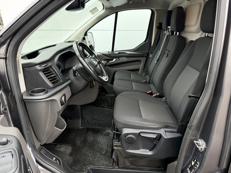 Furgão compacto Ford Transit Custom 320 2.0 TDCI 170PK Dubbele Schuifdeur LED Airco Trekhaak Camera Cruise Control APK 10-2026: foto 8 Furgão compacto Ford Transit Custom 320 2.0 TDCI 170PK Dubbele Schuifdeur LED Airco Trekhaak Camera Cruise Control APK 10-2026: foto 8