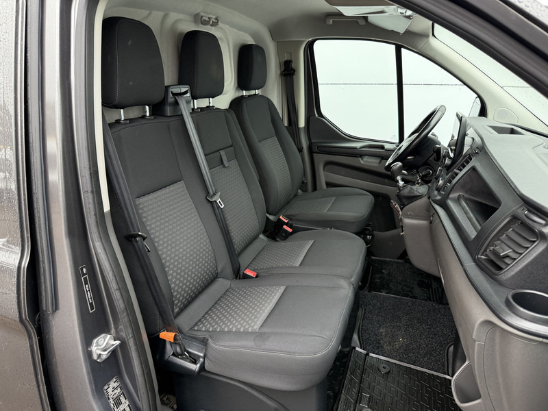 Furgão compacto Ford Transit Custom 320 2.0 TDCI 170PK Dubbele Schuifdeur LED Airco Trekhaak Camera Cruise Control APK 10-2026: foto 9 Furgão compacto Ford Transit Custom 320 2.0 TDCI 170PK Dubbele Schuifdeur LED Airco Trekhaak Camera Cruise Control APK 10-2026: foto 9